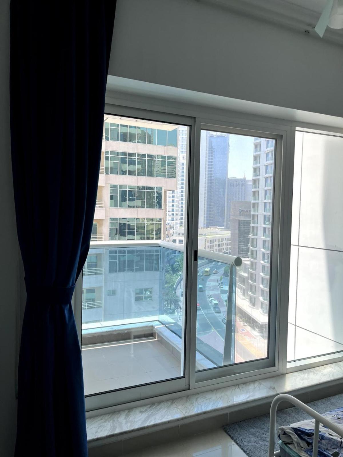 Amazing Spacious One Bedroom * Dubai